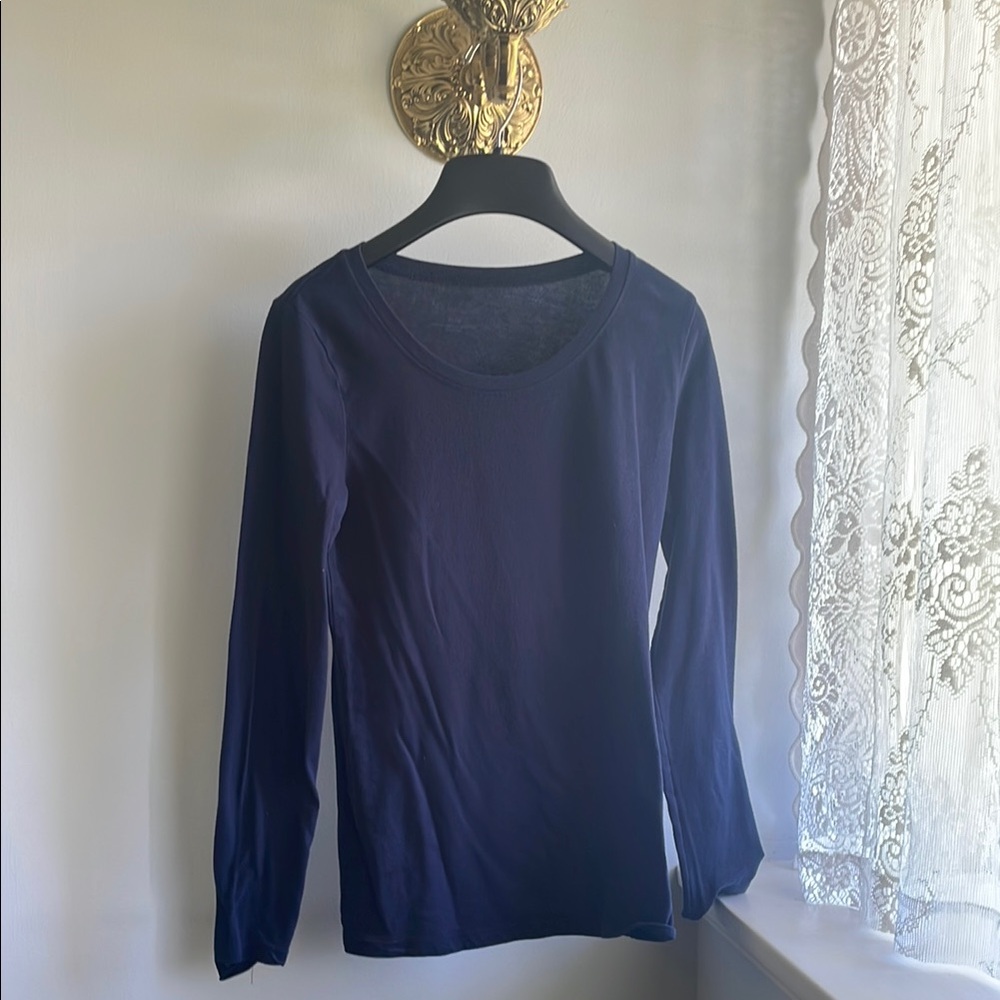 Navy Blue Women's Long Sleeve Top (size xs)